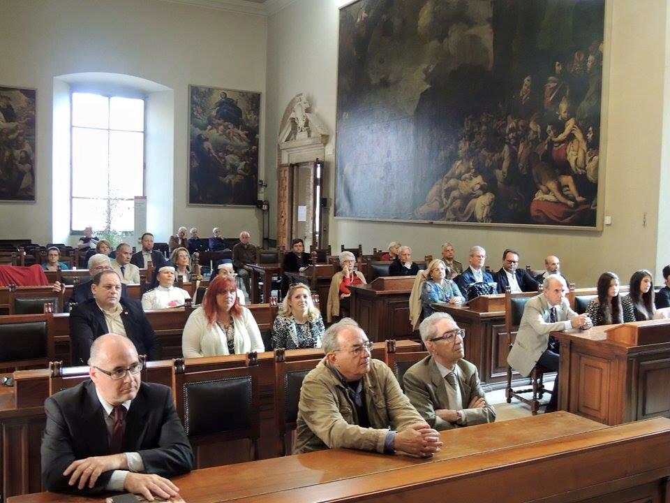 12096083_918840684864892_2093494227325298406_n